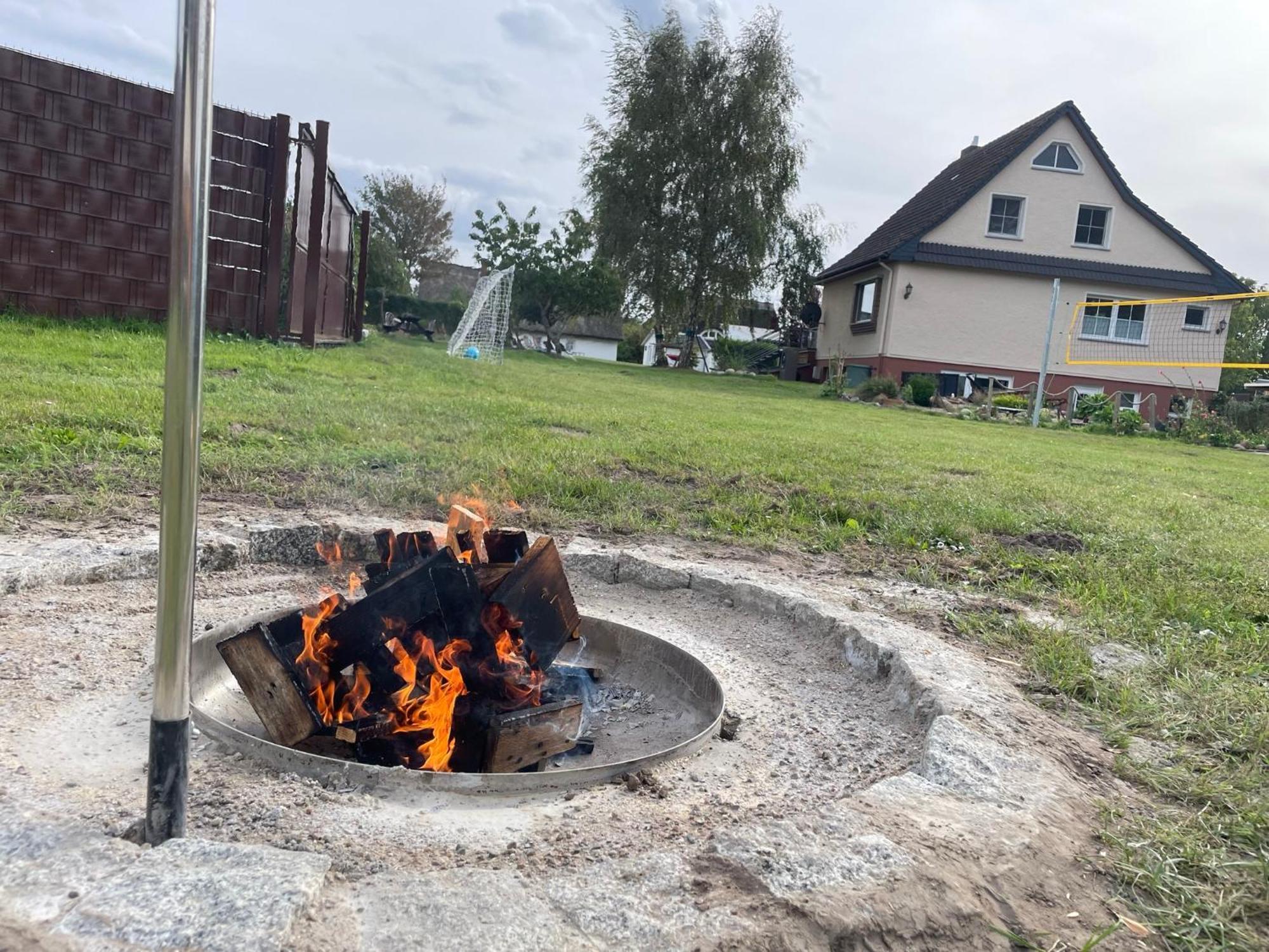 Reetferienhaus - Schaprode Hafen Bagian luar foto